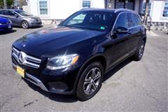 2017 Mercedes-Benz GLC GLC 300 4MATIC SUV 2017 Mercedes-Benz GLC GLC 300 4MATIC SUV