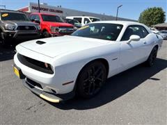2022 Dodge Challenger R/T RWD 2022 Dodge Challenger R/T RWD
