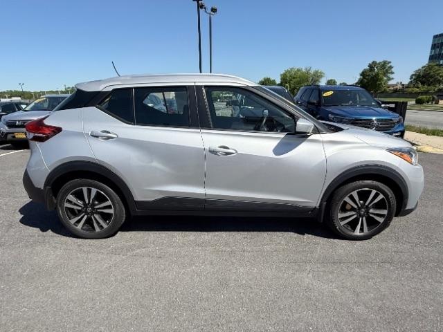 Nissan Kicks SV FWD 2019