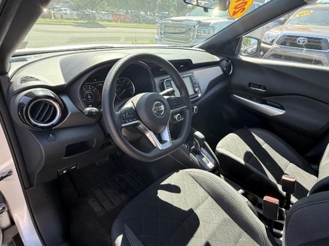 Nissan Kicks SV FWD 2019