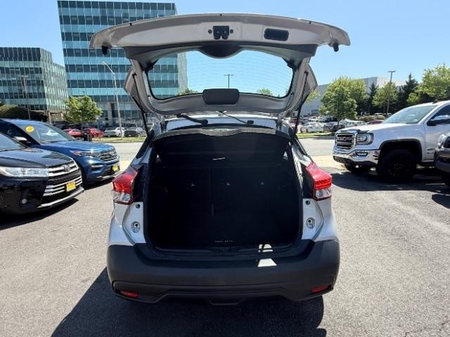 Nissan Kicks SV FWD 2019
