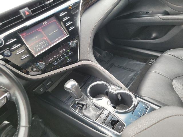 Toyota Camry XLE Auto (Natl) 2018