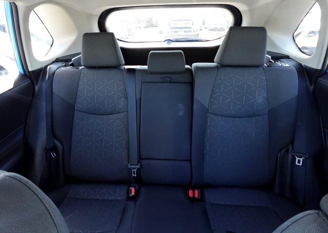 Toyota RAV4 XLE FWD (Natl) 2021