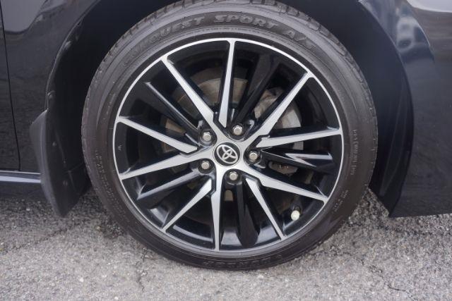 Toyota Camry SE Auto (Natl) 2022