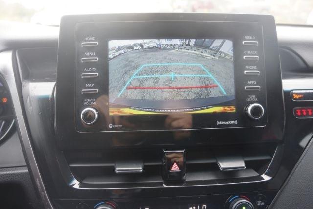 Toyota Camry SE Auto (Natl) 2022