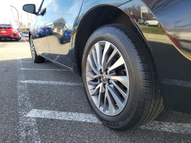 Toyota Corolla XLE CVT (Natl) 2018