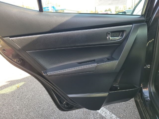 Toyota Corolla XLE CVT (Natl) 2018