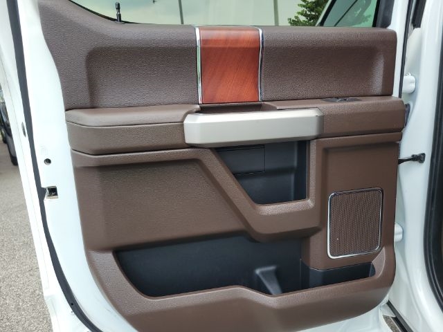 Ford F-150 King Ranch 4WD SuperCrew 5.5' Box 2020 Ford F-150 King Ranch 4WD SuperCrew 5.5' Box 2020