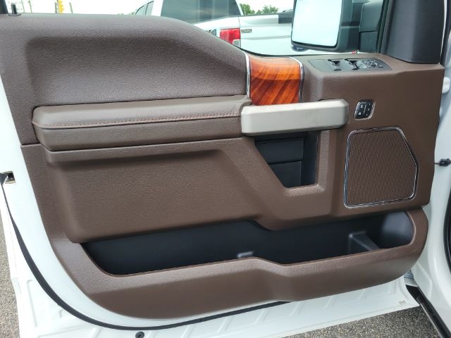 Ford F-150 King Ranch 4WD SuperCrew 5.5' Box 2020 Ford F-150 King Ranch 4WD SuperCrew 5.5' Box 2020