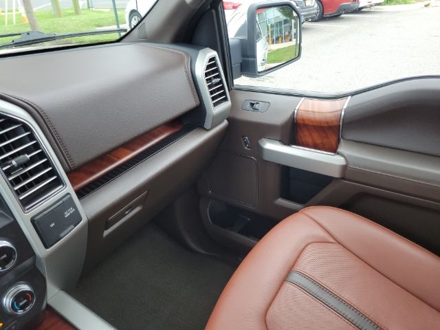 Ford F-150 King Ranch 4WD SuperCrew 5.5' Box 2020 Ford F-150 King Ranch 4WD SuperCrew 5.5' Box 2020