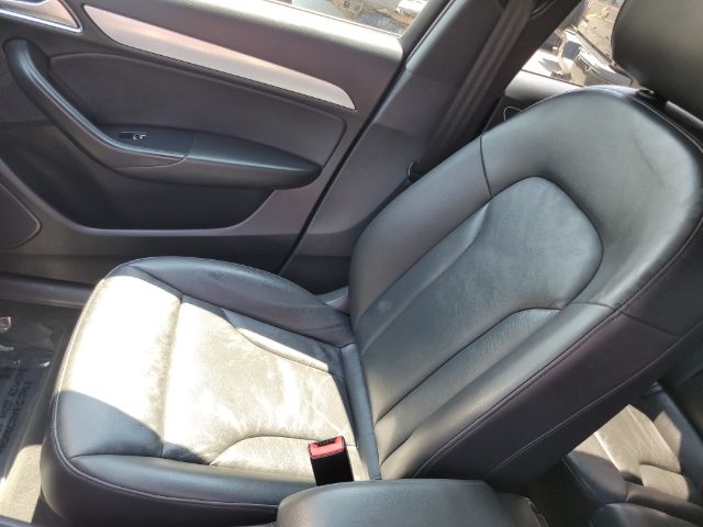 Audi Q3 2.0 TFSI Premium FWD 2018 Audi Q3 2.0 TFSI Premium FWD 2018