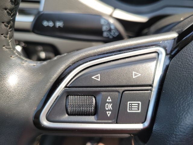 Audi Q3 2.0 TFSI Premium FWD 2018 Audi Q3 2.0 TFSI Premium FWD 2018