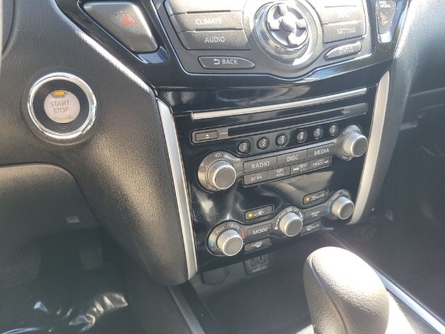 Nissan Pathfinder FWD S 2019 Nissan Pathfinder FWD S 2019