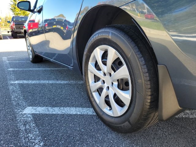 Toyota Corolla XLE CVT (Natl) 2019 Toyota Corolla XLE CVT (Natl) 2019