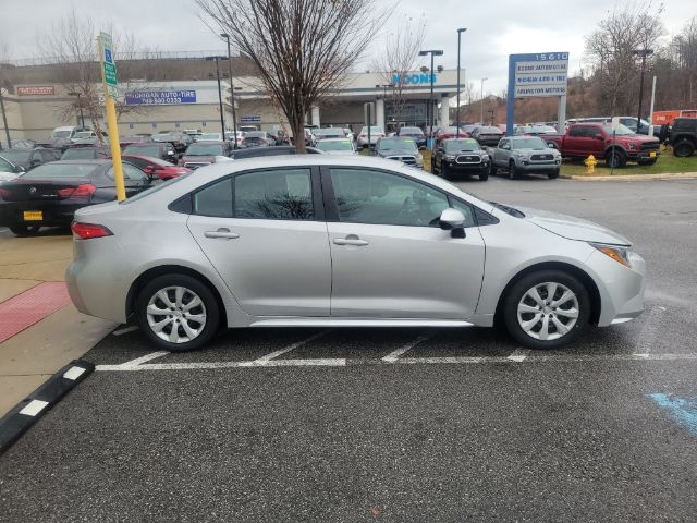 Toyota Corolla LE CVT (Natl) 2024