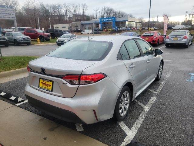 Toyota Corolla LE CVT (Natl) 2024