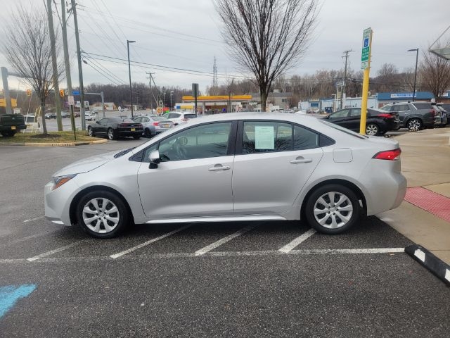 Toyota Corolla LE CVT (Natl) 2024
