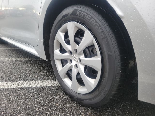 Toyota Corolla LE CVT (Natl) 2024