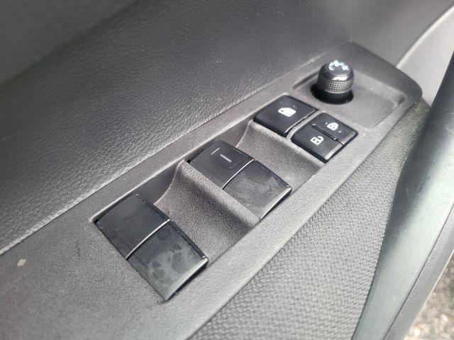 Toyota Corolla LE CVT (Natl) 2024