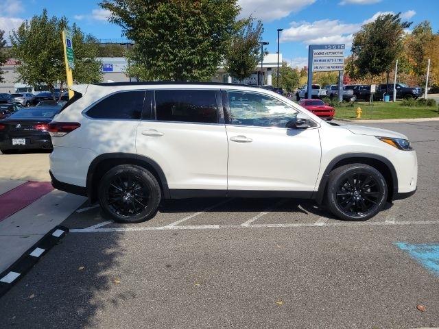 Toyota Highlander XLE V6 AWD (Natl) 2019