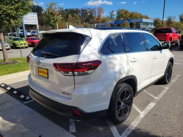 Toyota Highlander XLE V6 AWD (Natl) 2019