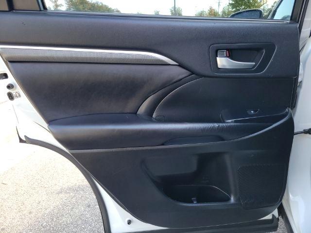 Toyota Highlander XLE V6 AWD (Natl) 2019