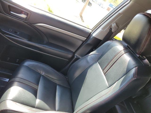 Toyota Highlander XLE V6 AWD (Natl) 2019