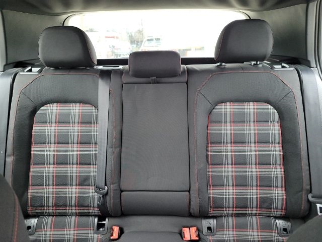 Volkswagen Golf GTI 4dr HB DSG Autobahn 2015