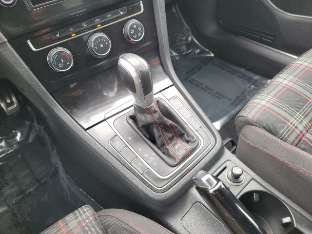 Volkswagen Golf GTI 4dr HB DSG Autobahn 2015