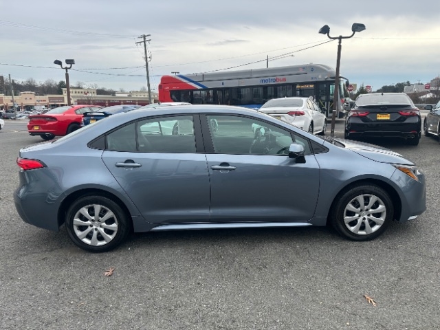 Toyota Corolla LE CVT (Natl) 2024