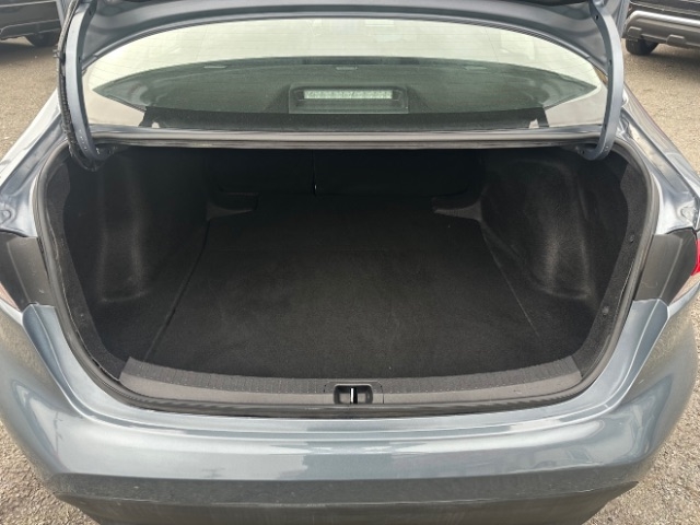 Toyota Corolla LE CVT (Natl) 2024