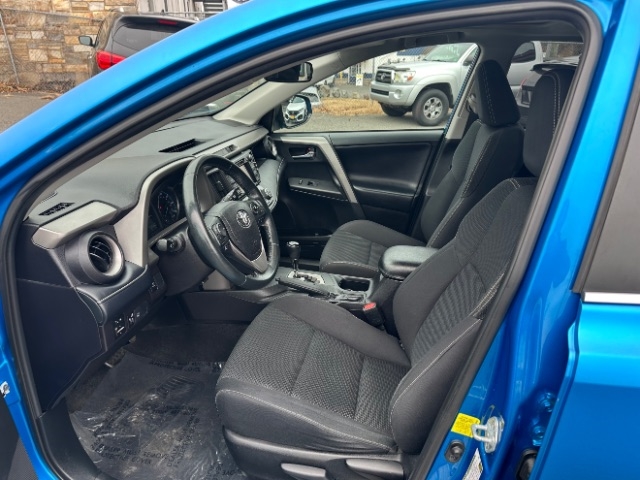 Toyota RAV4 Adventure AWD (Natl) 2018