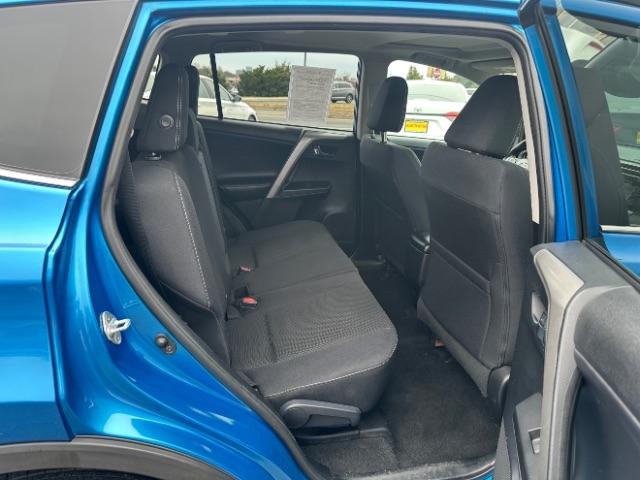 Toyota RAV4 Adventure AWD (Natl) 2018