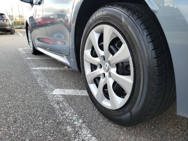 Toyota Corolla LE CVT (Natl) 2020