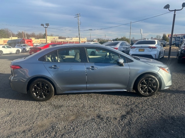 Toyota Corolla LE CVT (Natl) 2020
