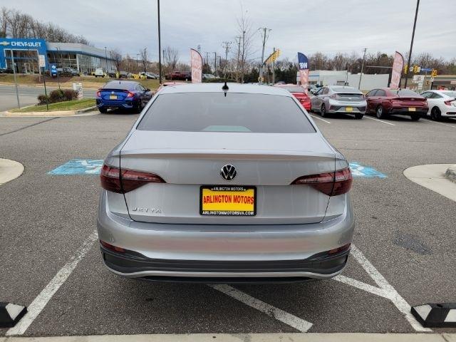 Volkswagen Jetta S Auto 2022