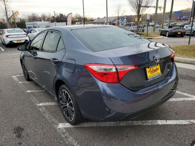 Toyota Corolla XLE CVT (Natl) 2018