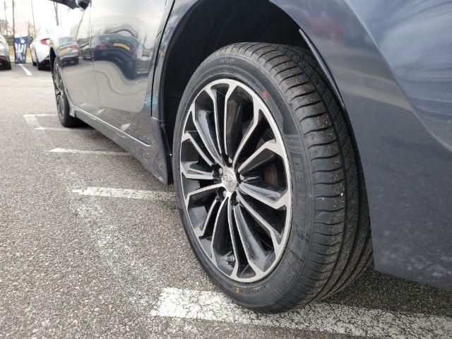 Toyota Corolla XLE CVT (Natl) 2018