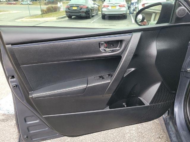 Toyota Corolla XLE CVT (Natl) 2018