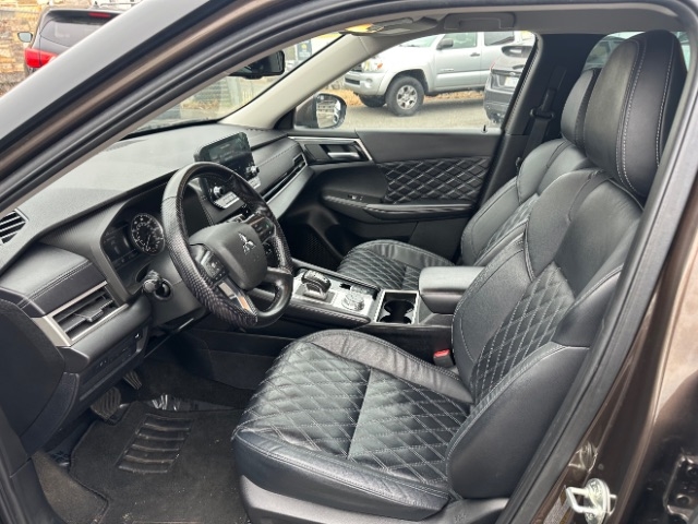 Mitsubishi Outlander SEL S-AWC 2022