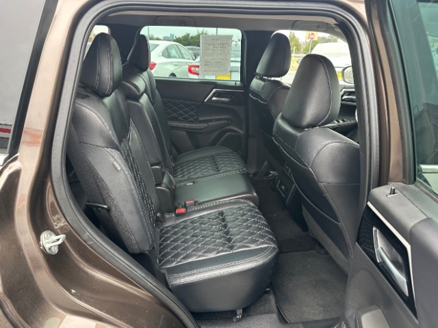 Mitsubishi Outlander SEL S-AWC 2022