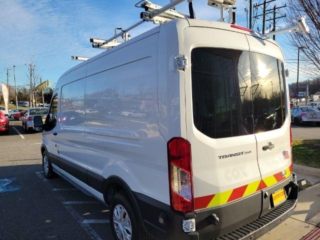 Ford Transit Cargo Van T-250 148" Med Rf 9000 GVWR Sliding RH Dr 2016
