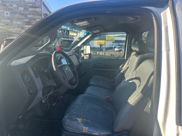 Ford Super Duty F-350 SRW 2WD Reg Cab 137" XLT 2011