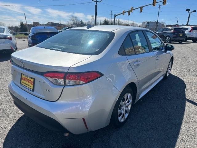 Toyota Corolla LE CVT (Natl) 2024