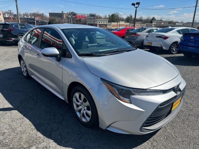 Toyota Corolla LE CVT (Natl) 2024