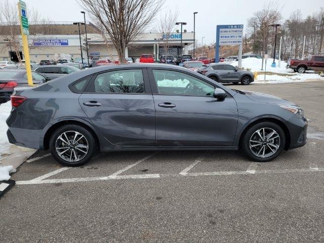 Kia Forte LXS IVT 2024