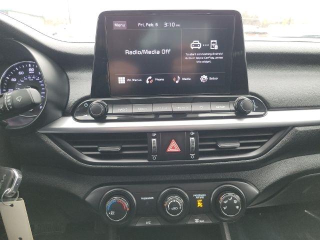 Kia Forte LXS IVT 2024