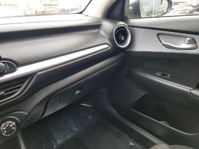 Kia Forte LXS IVT 2024