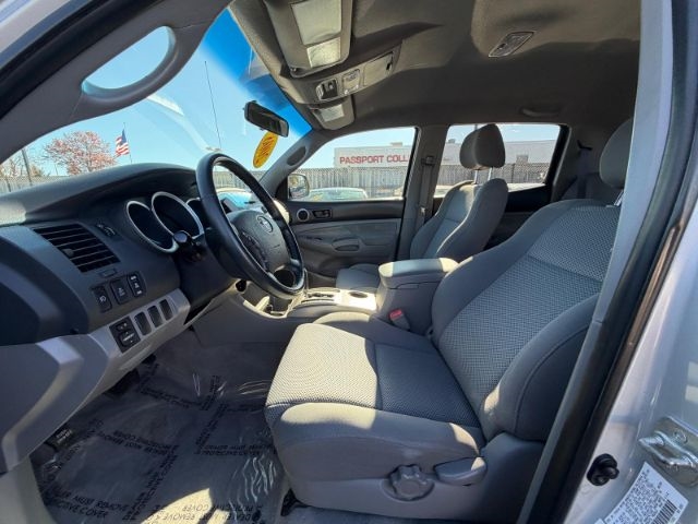 Toyota Tacoma 4WD Dbl V6 MT (Natl) 2008