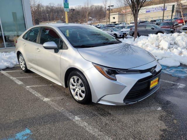 Toyota Corolla LE CVT (Natl) 2024